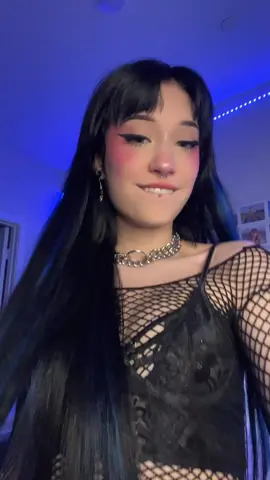 <333