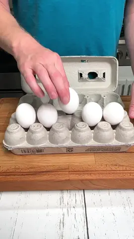 Simple tips to make life easier #lifehacks #eggs #meat #food #kitchentips #tipsandtricks #fyp #LifeHack #viral #besttips #housetips #foryou #foryourpage #longervideos #longervideo 