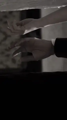 #أنتة مو تدري من اسمعك يلة انام #شعر حزين #الحب عذاب 