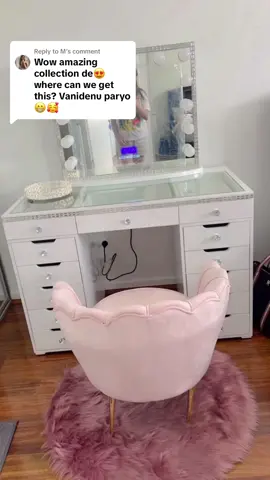 Replying to @M  #dreamvanitymakeup #vanitychicmelbourne  #girlythings #makeuptable #makeupsetup #appericiatelittlethings #Selflove ❤️❤️