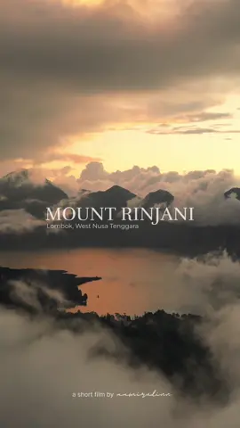 The real definition of heaven for every mountaineer is Located in Lombok island, this mountain is third highest mountain & second highest volcano mountain in Indonesia. Indonesia's nature is absolutely stunning! #nature #earth #mountain #indonesia #travelling #mountaineering #beautifuldestinations #reels #pesonaindonesia #wonderfulindonesia 