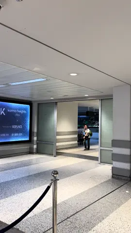 لحظة وصول الأبطال إلى مطار بيروت 🏆💙❤️ #fyp #fypシ #الشعب_الصيني_ماله_حل😂😂 #sports #lebanon #football 