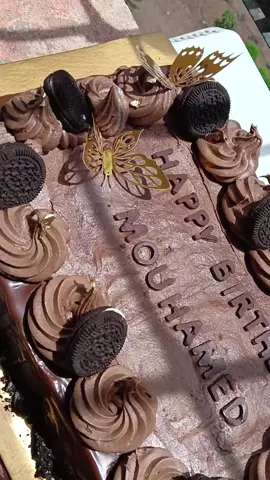 #لاير_كيك_شكولا #🇩🇿 #CapCut #fyp #tiktok #شوكولاته #حلوياتتقليدية_عصرية_جزائرية #explore #لايركيك #باتيسري 