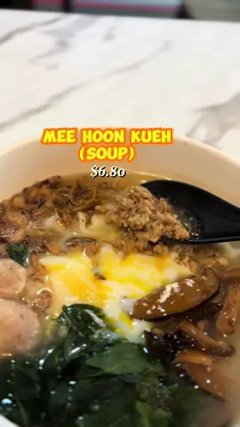 Today’s lunch activity in search of the best banmian in Singapore. PSA: dry version available ‼️ Taste 📍#01-03/04 Bukit Timah Shopping Centre #banmian #meehoonkueh #wheretoeatsg #sgfood #sgfoodies #sghawker