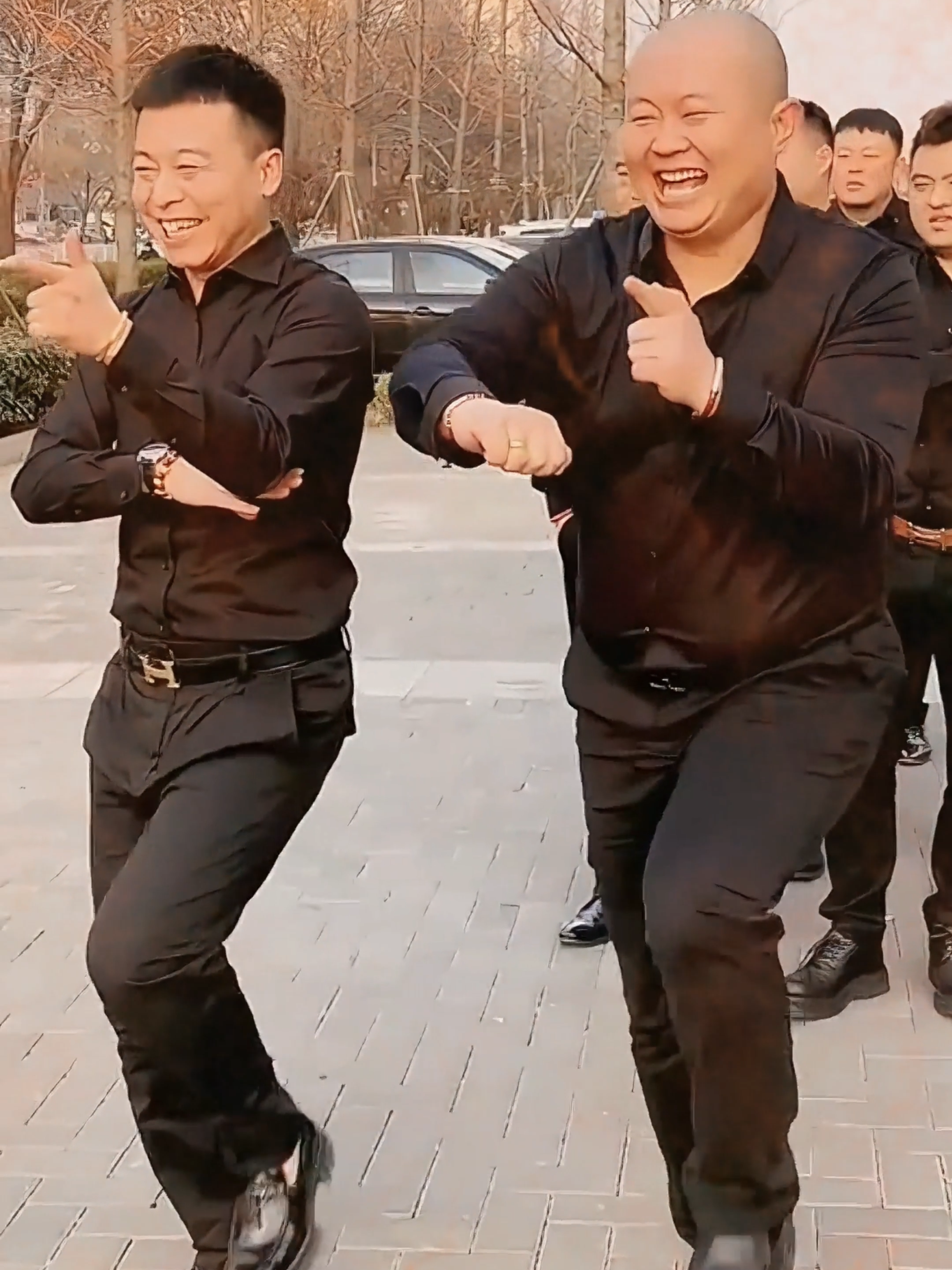 The viral chinese tip dance trend in the street + original music name (Carry the Gun and Let Go of the Sheep, by Half Ton Brother) #tips #tippingdance #dancing #trend #fyp #funnyvideos #trending #dancechallenge #chineseculture #chinese #china #foryou