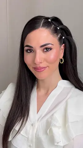 Easy Spring Hairstyle 😍♥️ #hairstyletutorial #hairideas #hairtrends #hairtok #cutehairstyles #easyhairstyles #longhairstyles #hairinspo #hairtutorial 