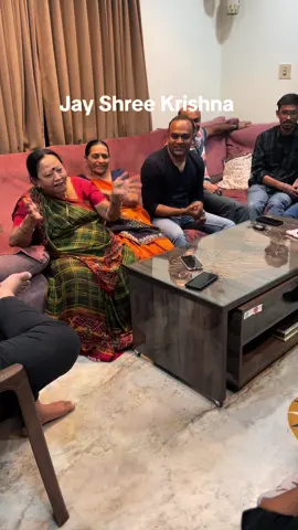 #gujjukigang #gujjugirl #gujarati #gujaratibhajan #gujaratisong #gujaratitiktok #gujju #gujjucomedy #gujarati_song #funnyvideos #bhajansong #FamilyFun #familytime #fyp #foryou #fypシ゚viral #Love 