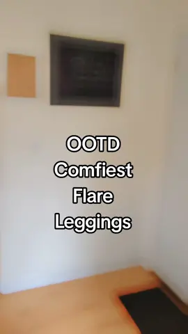 The Best rainy day Errand OOTD 🩷 #OOTD #momtok #MomsofTikTok #flareleggings #leggings #errandsfit 