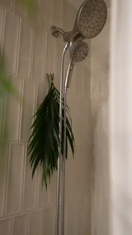 Our OOK Suction Cups are perfect for elevating your shower routine, like @firstgenhouse did in hers! 😍 #HangingWithOOK #BuiltForHanging