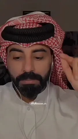 الأنانية أن نطوع الامور لذواتنا، ونتجاهل الخلق وظروفهم.  @ناصر الوبير #ناصر_الوبير #الشاعر_ناصر_الوبير #شعر #كلام_من_ذهب #الانانية 