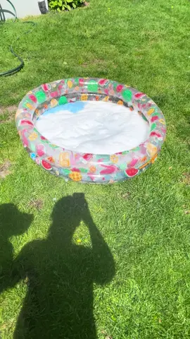 Pool days are the best days… especially when you add BUBBLES!! 🫧#pool #poolparty #poolfun #bubbles #springtime #toddlerfun #funinthesun #mamahacks #kidentertainment #toddlertok 
