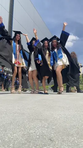 WE FINISHED NURSING SCHOOL 💙🩺  @zaina khan @Jackie Martinez @Jenny   #fyp #georgiastateuniversity #graduate #nursing #nursingstudent #firstgen #friends 