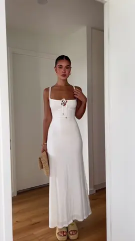 Billy J try on haul with beauty @dekotathompson  Featuring our  Evelyn Maxi Dress, Cabo Asymmetric Top & Maxi Skirt, and Kahili Asymmetrical Top & Maxi Skirt | #billyjboutique