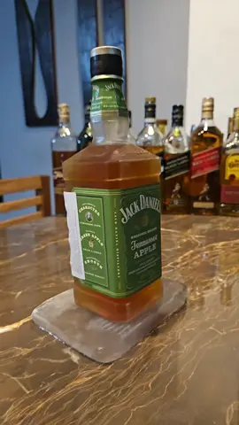 #jackdanielsapple #tennessee #whiskey #aventura #todaviameamas #bachata #juevesdetiktok #house #relajado #viral 