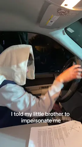 We have the same hair thpe 😭#freepalestine🇵🇸❤️ #Siblings #impersonation #funnyvideos 