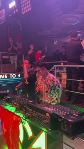 I saw you ✌🏻✌🏻✌🏻@Quận 1 - Beer Garden #DjFo 