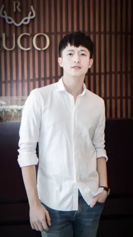 sơ mi trắng có làm em lo lắng?#Harrylu #viral #fyp #xhtiktok 