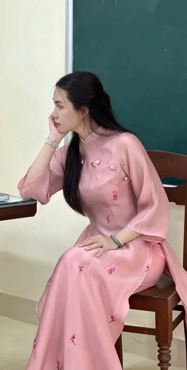 #viral #xuhuongtiktok #cogiaogenz #aodaivietnam #aodaibong #vietnam 