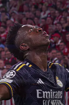 this guy is on the way of ballon d'or 2025 🔥 // payhip in bio #foryou #fyp #viniciusjunior #vinicius #realmadrid #ballondor #football #aftereffects #edit #viral #blowthisup 