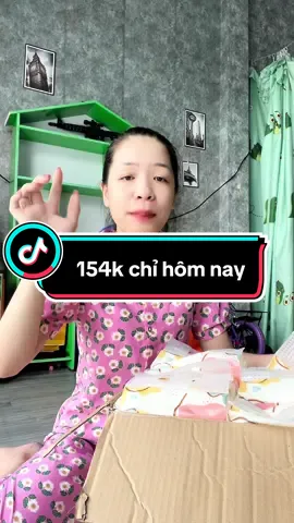 Hôm nay đang được trợ giá chỉ 154k cho combo 6 bịch khăn giấy#emkieutaphoa #xuhuong #viral #khangiaytopgia #khangiay #khangiayrut #khangiaycaocap #khangiaytreotuong #khangiayruttreotuong # @Em Kiều tạp hoá  @Em Kiều tạp hoá  @Em Kiều tạp hoá 