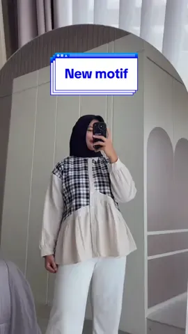 Akhirnya retock motif lagi ✨#fypシ゚viral #rekomendasi #atasanwanita #kemejakombinasi #koreanstyle #ootdhijabsimple #BYHANA 