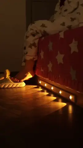 No need to turn on light😏#goodstuff #goodthings #homehacks #householditems #useful #LearnOnTikTok #tiktokmademebuyit #fyp #foryou 