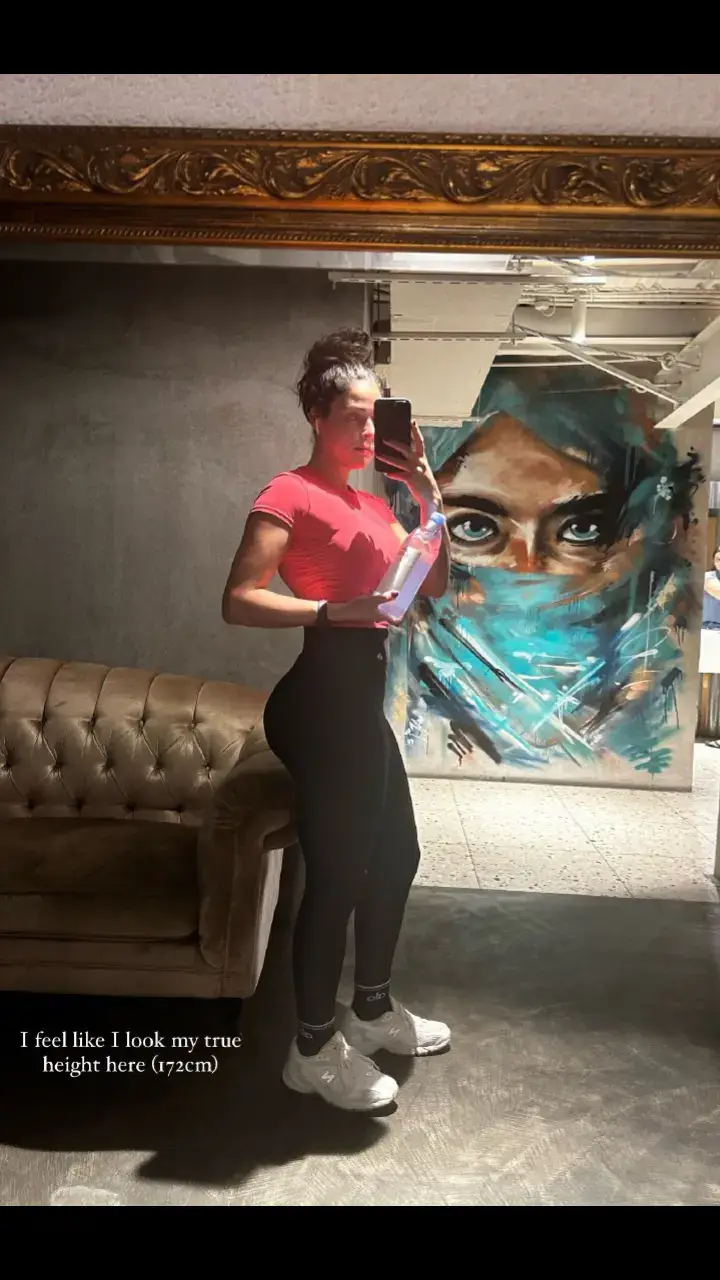 ❤️🖤❤️🖤