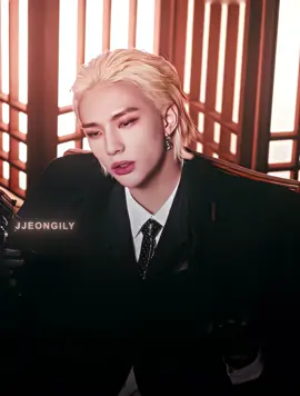 #hyunjin #straykids #hyunjinedit #skz #straykidsedit #kpopedit  #jjeongily #fyp everything fake 
