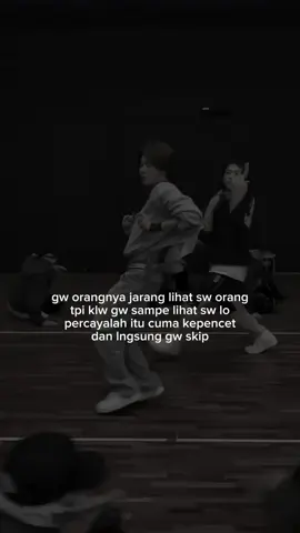 gua orangnya jarang lihat story org, tpi klw ketahuan liat story lu,percayalah itu ga sengaja kepencet😭#xycba #xycba #fypシ #fyppppppppppppppppppppppp 