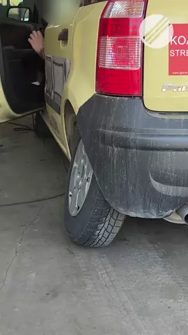 Replacing a damaged rusty axle in a Panda #fiat #topspeedgermany 