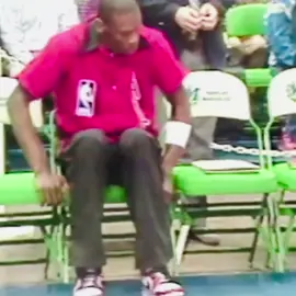 Rare footage of rookie MJ's first game in Dallas.  MJ was looking for his teammates this game dropping a few fancy dimes! And don't miss the nifty left handed drive at the very end!🔥 #airjordan #michaeljordan #1985 #NBA #fypage #fypp 