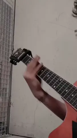 Versi santai gaessss🗿 #putriiklan #st12 #fyp #fypage #4u #bismillahfyp #xyzbca #coversong #cover 