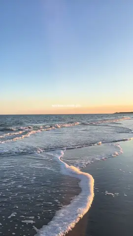 “you and i were made of glass we’d never last” #tumblrgirl #ladykiller #springbreak #beach #sunset #ocean #ladykillerxtumblrgirls #aesthetic #blowup #viral #fyp 