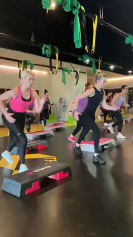 #tabata #tabataworkout #sport #Fitness #andreeamavrodineanu #behealthy #motivation #tiktokmusic #trendingsound #girls #tabatasongs @Marciana Ioana @Raluca Alexandru 🙋🏼‍♀️😻 @Andreea Tuvene @Oana Peniu @ema_davidescu @Andreea Iuliana 