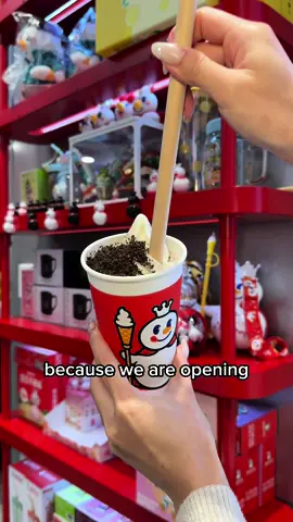 ‼️You heard it right, we’re open the 4th location soon, starting with letter “H”🎉 Have a guess!! You might guessed it right! At the meantime, please visit us at 👇🏻 📍World Square Shopping Centre, Shop 10.03/644 George St, Sydney NSW 2000 📍Shop 15/436 Victoria Ave, Chatswood NSW 2067 📍44 John St, Cabramatta NSW 2166 #mixuesydney #mixueaustralia #mixuelovers #niaiwowoainimixuebingchengtiamimi #mixue #worldsquare #sydney #australia #sydneymilktea #sydneyfood #sydneyeats #sydneymilktea #sydneymixue #sydneyfoodie #sydneyfoodblogger #foodporn #sydneyfoodshare #sydneylife #icecream #milktea #bubbletea #bobasundae #softserve #蜜雪冰城 #bobaicecream 