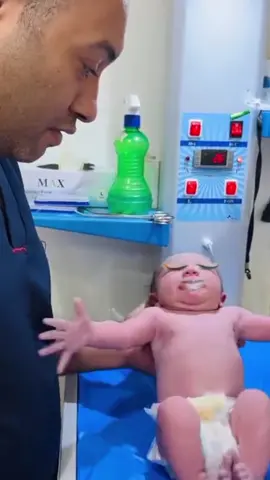 #pegar con @Queen bae256 habla bien oeee :)  #meme #humor #bebe #baby #doctor  #reciennacido #comedia  #ecuador  #xyzbca #fypシ #parati #foryou #jooelxd #parati 