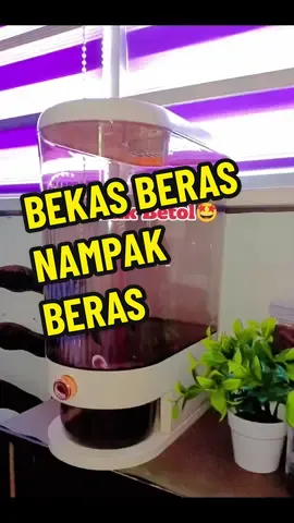 Awal2 tu saja ja Scha beli sebab nampak macam menarik & harga pun opkos B40 jaa☺️ Bila sampai Masyaallah macam nak lompat😂 Lawaaaaa gileerrr weiiii🤩 Serius hampa kena beliiii🔥 Ada 2 saiz 5kg & 10kg. Scha punya 10kg👍 #bekasberas #bekasberas10kg #ricedispenser #bekasberastransparent  #bekasberasmoden #elakkutuberas #scharacuntiktok💥 #ladybossrsventura🌷 