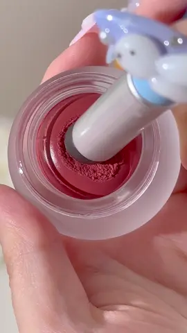 Finally trying the viral fwee pudding pots 🍮✨ #fwee #puddingpot #lipandcheek #fweepuddingpot #fweemakeup #kbeauty #koreanmakeup #viralmakeup @fwee official *ad