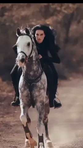 مع البشر عيب اتعامل بوجهين#