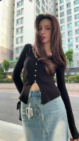 Love my look today☺️🙋🏻‍♀️ #fypシ #OOTD #model #seoul