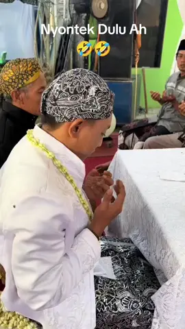 Nyontek Apa Boleh Disaat Akad Nikah #lucu #unik #pernikahan 