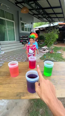 มาดูว่าใครจะชอบสีอะไรกันบ้าง‼️#อาร์ตดิษฎา #หนุ่มนครพนม #สกลนครเด้อ #ตลกๆฮ่าๆ 