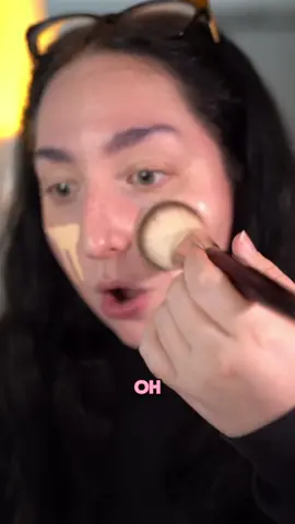 Too Faced with this Healthy Glow Skin Tint 😱 @Too Faced Born This Way Healthy Glow Skin Tint shade Snow  #toofaced #skintint #healthyglowskintint #viralskintint #toofacedskintint #makeup #makeuphacks #beauty #BeautyTok #tiktokshopmothersday #beautyfulspring #skintintfordryskin #bestskintint 