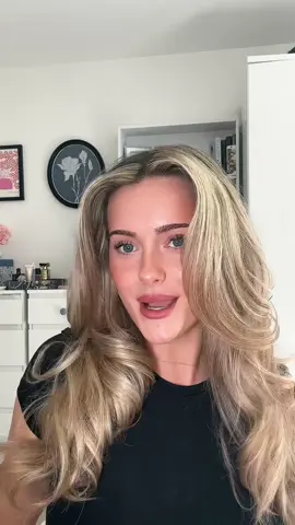 Doing @Sabrina Carpenter makeup look 