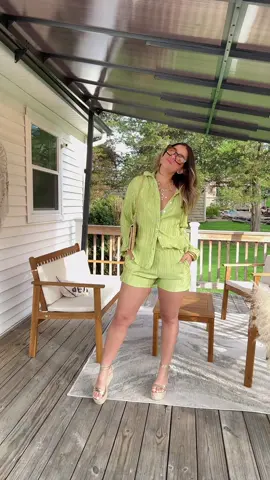 Hola chicassss!!  Feliz sábado ✨👗 todos los links estan en el link de mi BIO donde dice LTK tambien puedes seguirme en IG @santosShantee donde posteo videos mas frecuente🫶🏻 #shein #sheingals #parati #OOTD #outfitideas #outfitinspo #summeroutfit #springoutfit @SHEINUS 