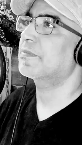 ليلة سعيدة خاوتي ربي يحفظكم جميعا #viralvideo #اكسبلورexplore #اشتياق_حب_شعور_احساس #فرنسا🇨🇵_بلجيكا🇧🇪_المانيا🇩🇪_اسبانيا🇪🇸 #foryourpage #viral @Karim @Karim @Karim 