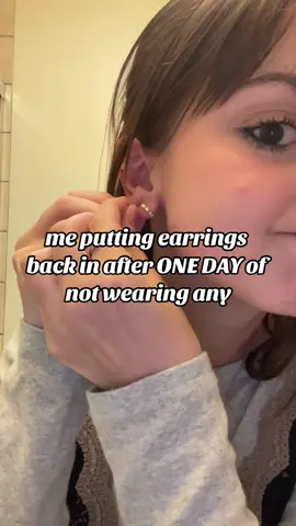 my lobes are more temperamental than my cartilage piercings like wym you closed up overnight I’ve had you for YEARS #earrings #piercings #earpiercing #fyp #foryou #viral #funny #piercingtok 