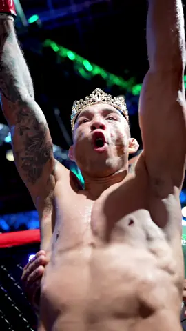 Back like he never left 🫡🇧🇷 #josealdo #UFC #mma 