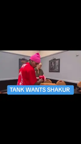 Tank says he’s tryna fight Shakur 👀 (via @Elie Seckbach EsNews) #gervontadavis #shakurstevenson #boxing 
