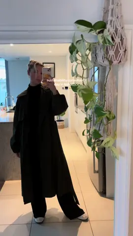 day in the life of a sustainability consultant ☕️💻🥂#sustainabilityconsultant #corporategirlies #corporatelife #dailyvlog #fashion #fyp #foryoupage 